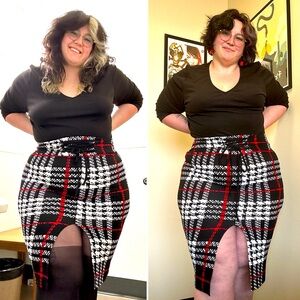 Stylish Black and Red Plaid Skirt corset tie belt